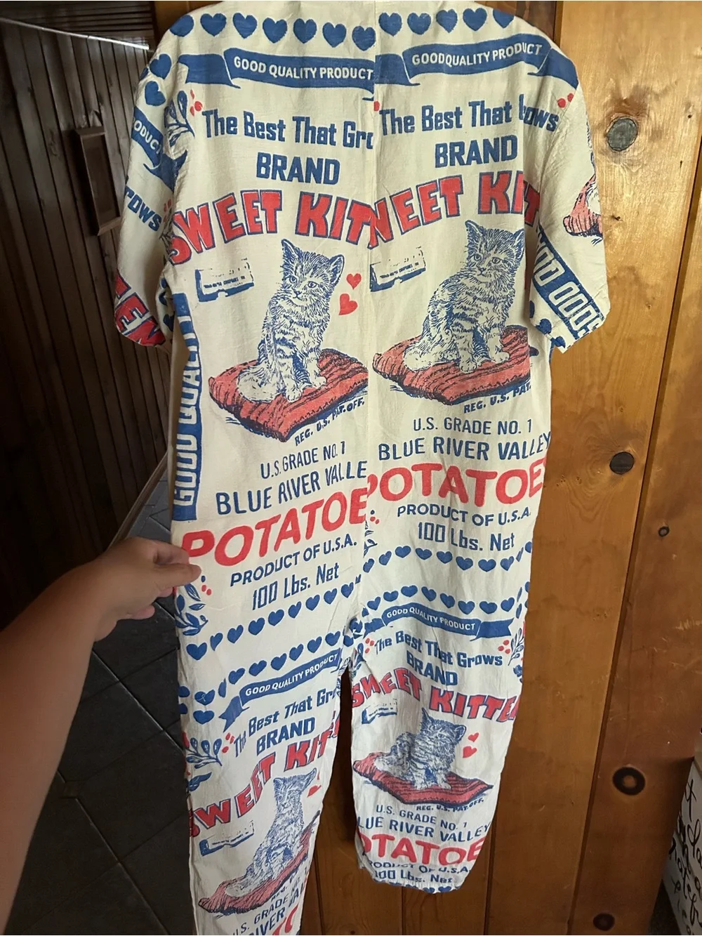 Vintage Sweet Kitten Cat Print Potatoes Short-Sleeve jumpsuit - Cream/Red/Blue